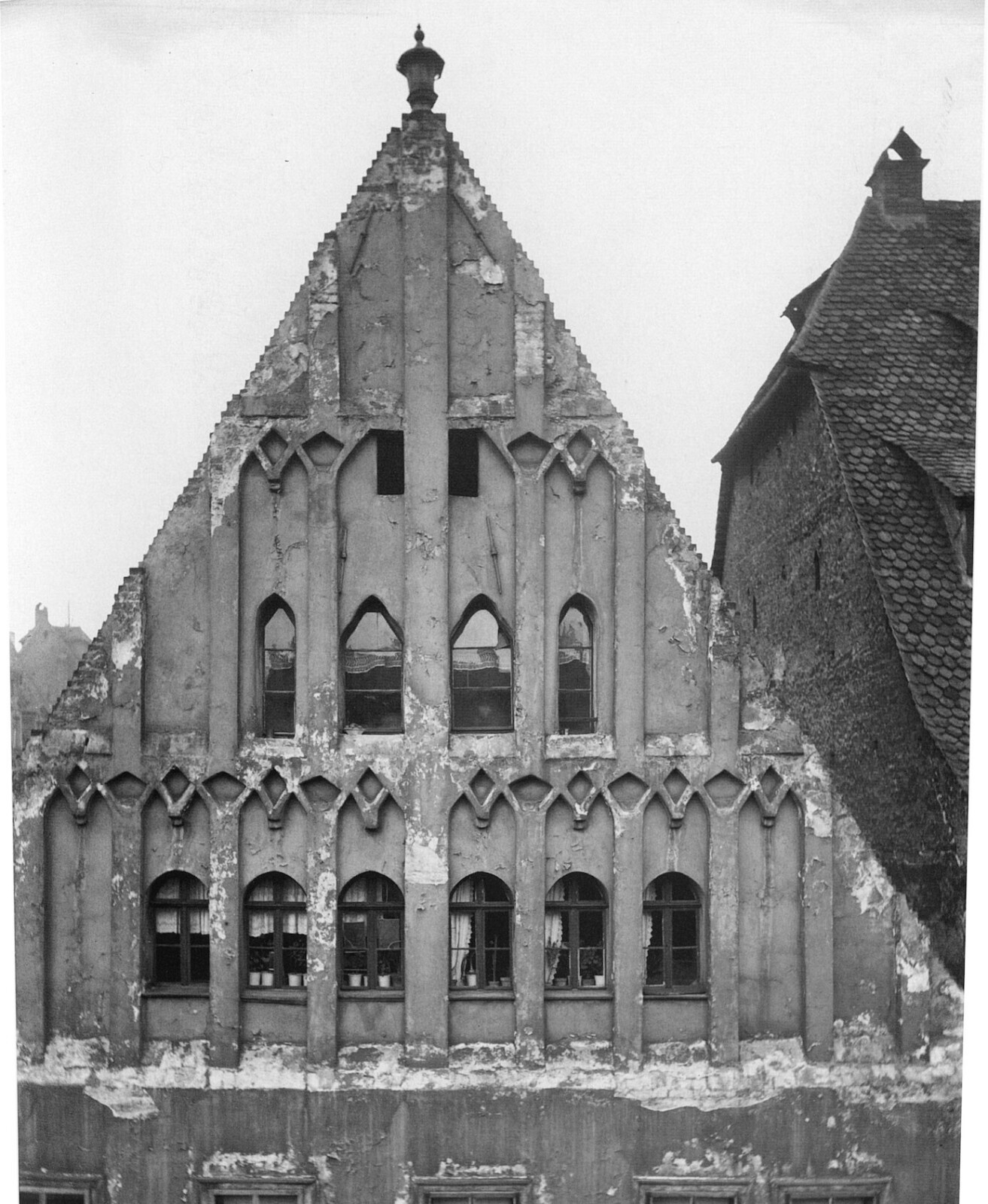Füll 18 1910 Nürnbergs Bürgerhäuser entzerrt