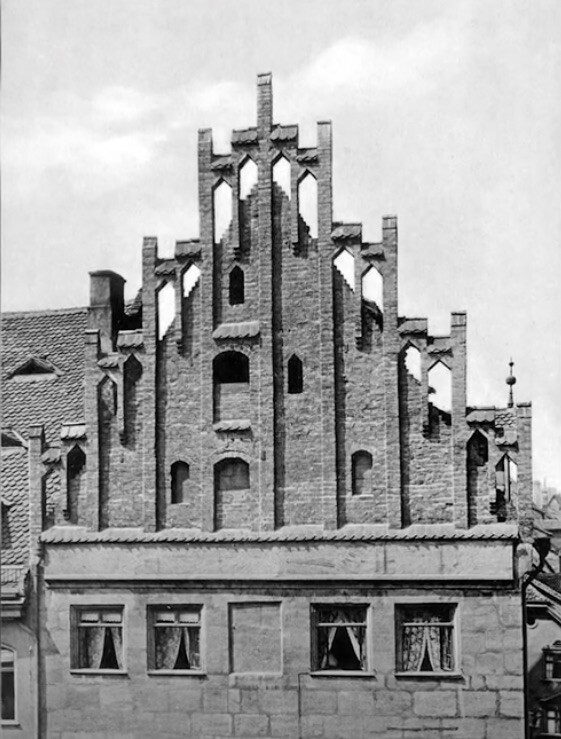 Königstr. 32